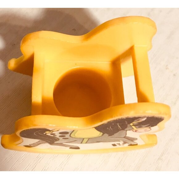 Vintage 1972 Fisher Price Lov Toys Yellow Rocking Horse Chair Dollhouse Furnitur - Picture 4 of 14